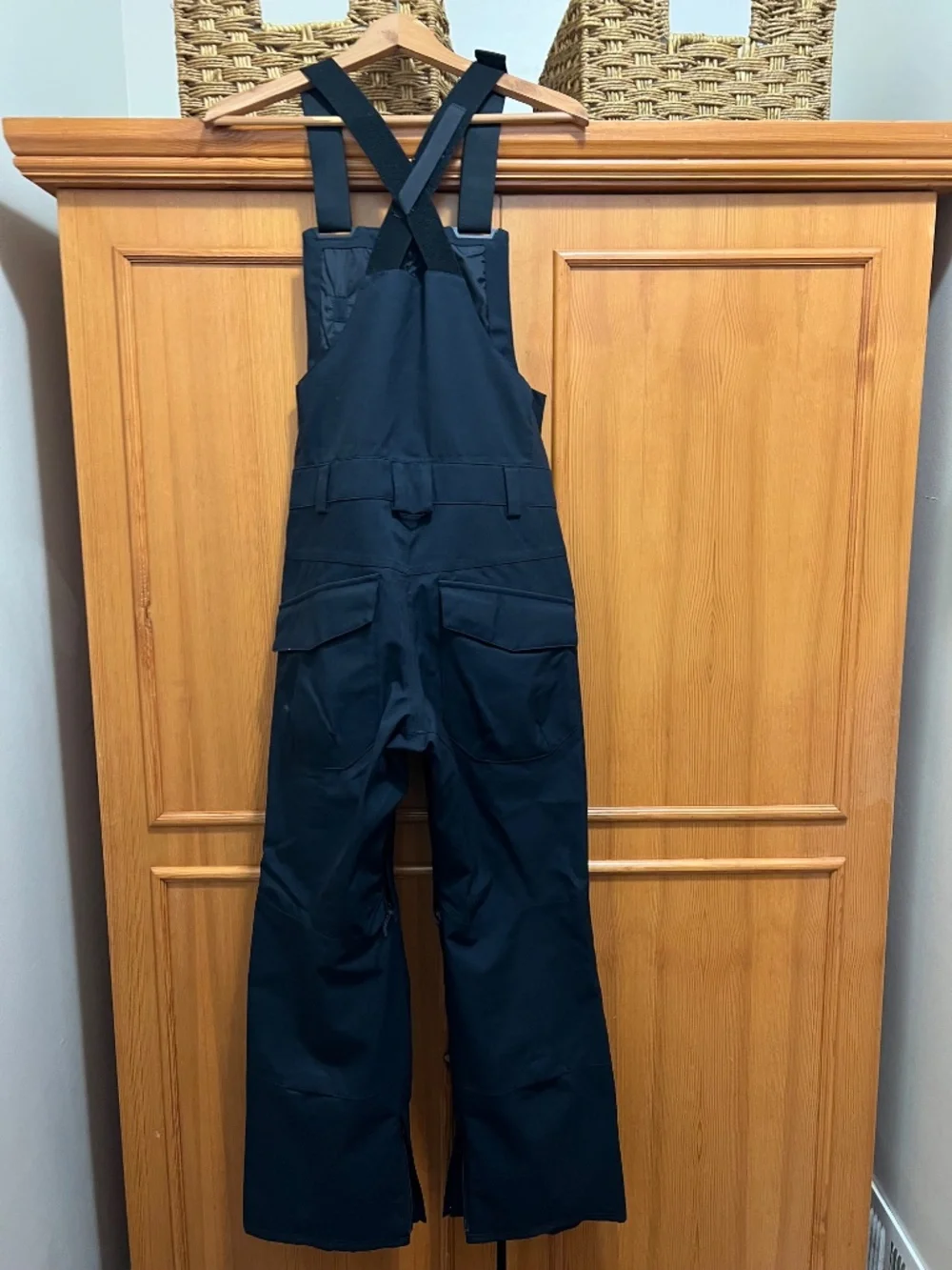Burton Reserve Bib Snowboard Pants XS True Black